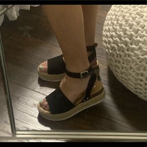 Black sandals